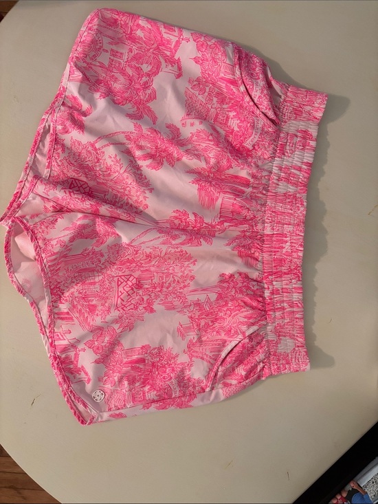 Lilly Pulitzer Pants - Lilly Pulitzer Pink palm beach Toile Print Women's Shorts nwot